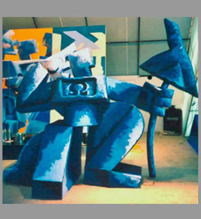 Skulptur in Blau